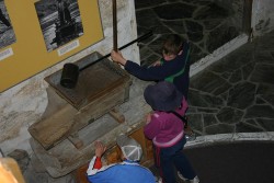 Investigating the gold mining equipment